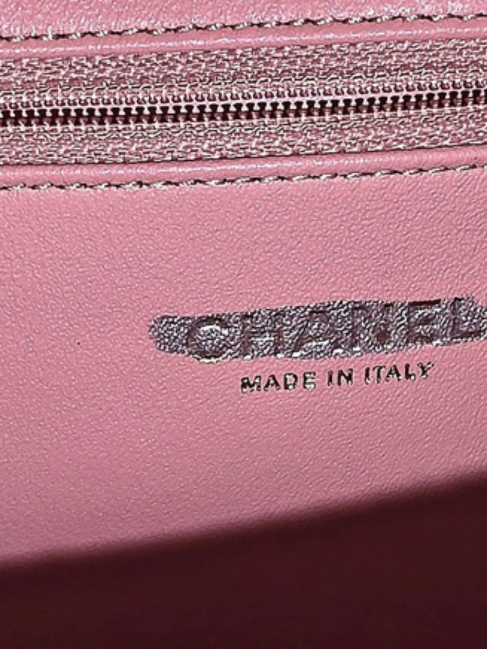 Chanel Pink Tweed CC Filigree Vanity Case - Picture 9 of 15